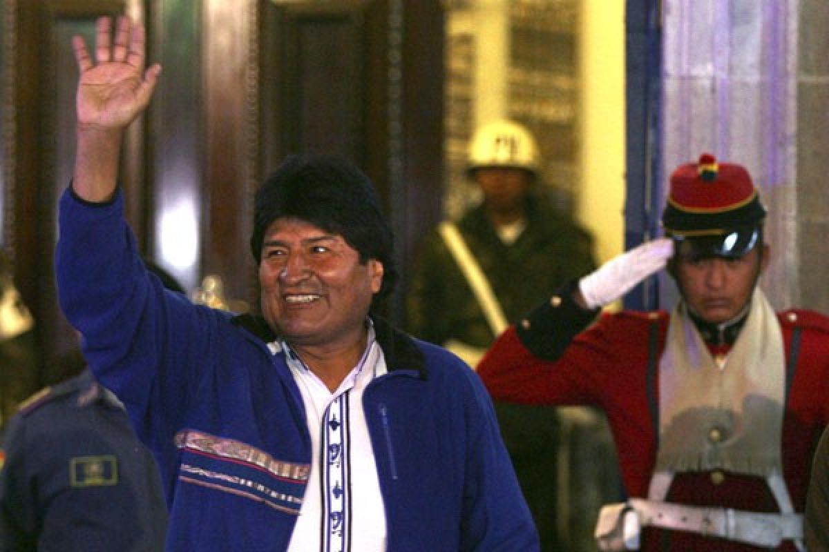 Evo Morales hattrik menangi Pilpres Bolivia