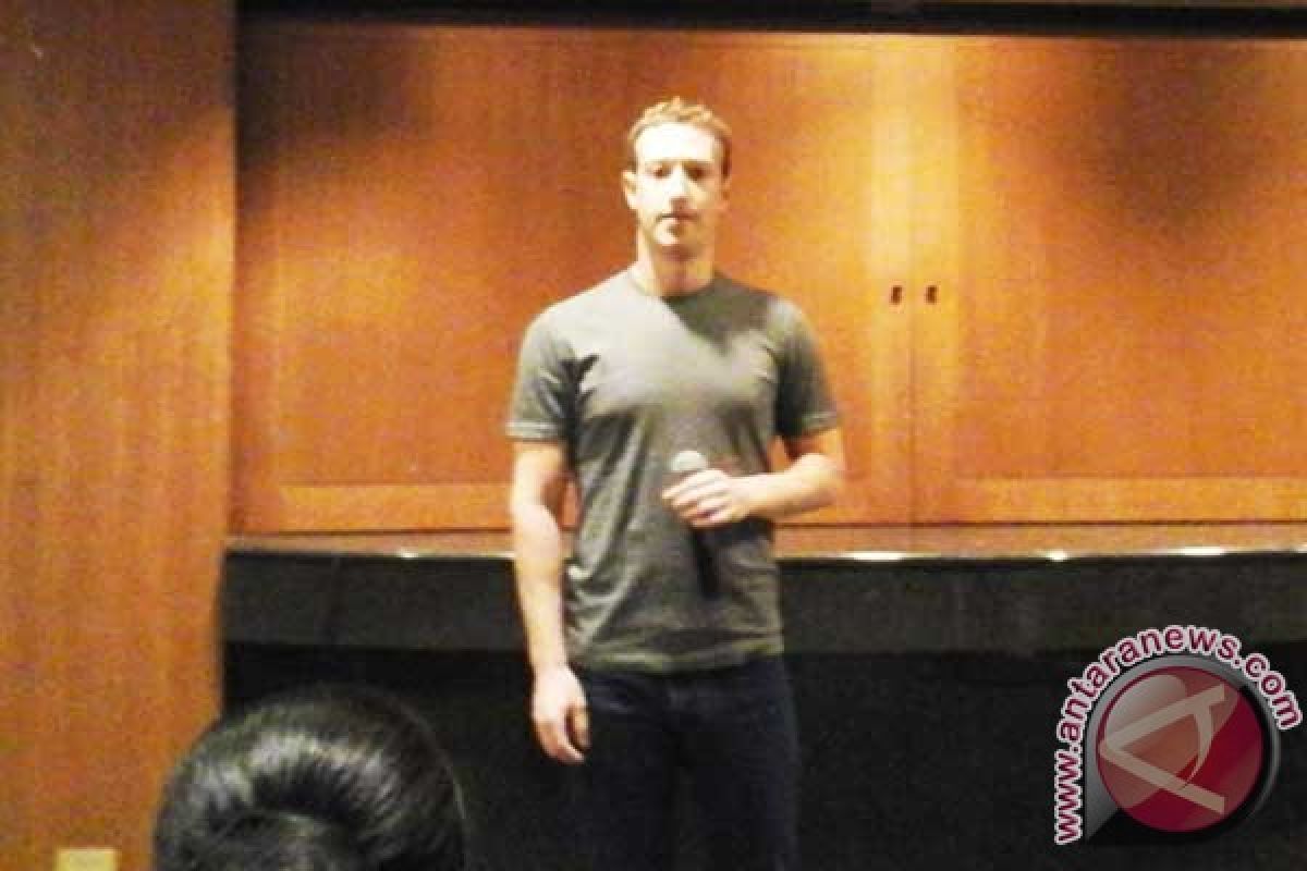 Mark Zuckerberg berikan kesaksian di senat AS