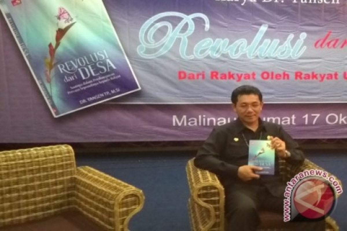 Bupati Malinau Luncurkan Buku 