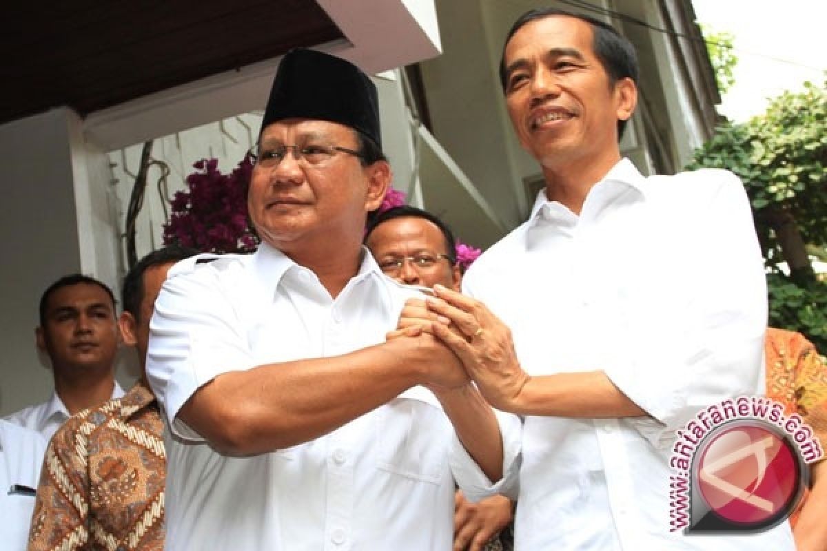 Prabowo bersama Hatta dan ARB hadiri pelantikan Jokowi-JK