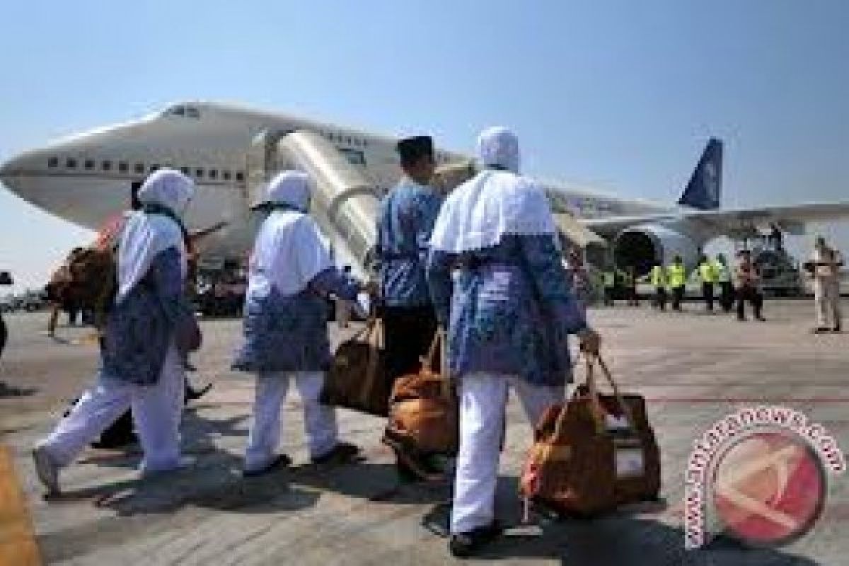 Pemberangkatan Jamaah Gelombang I Embarkasi Padang Tuntas