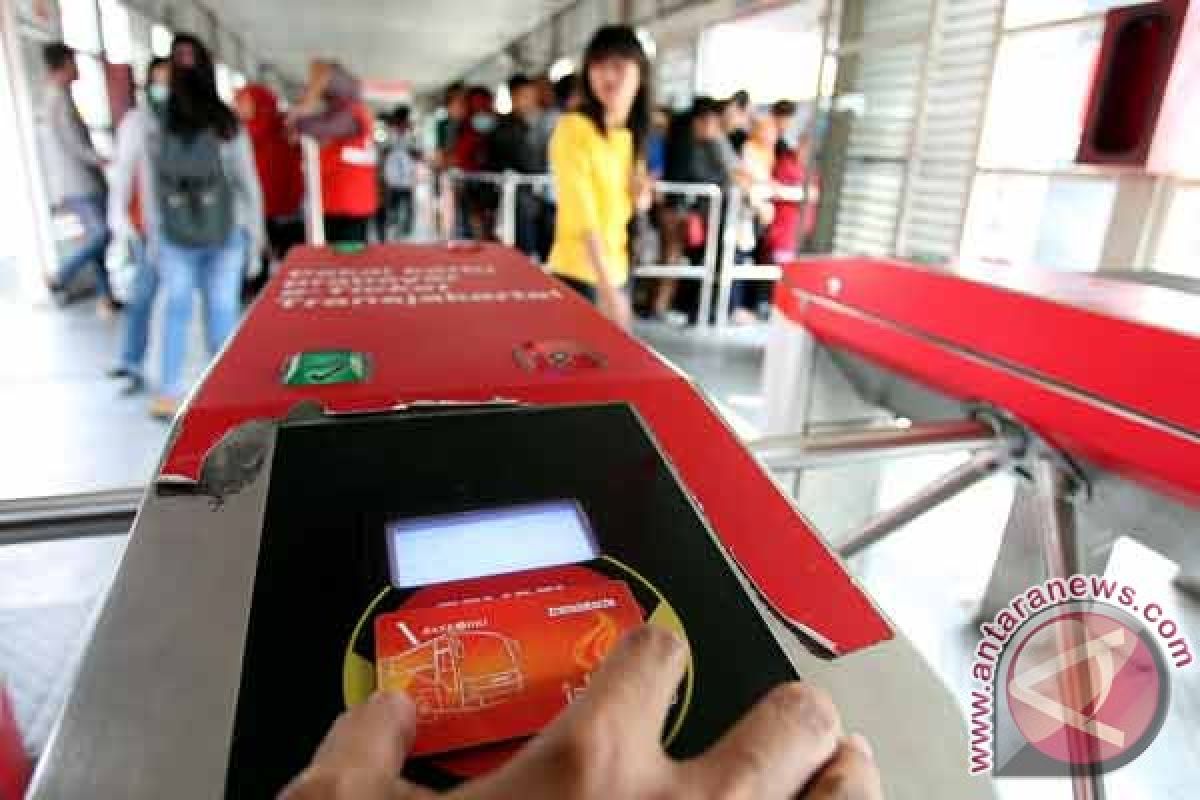 Transjakarta terapkan e-ticketing dua koridor 15 Februari
