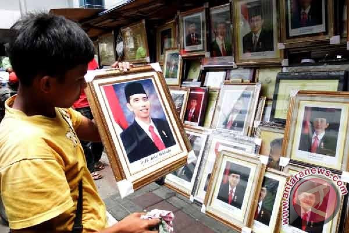 Foto resmi Presiden Jokowi mulai beredar di pasaran