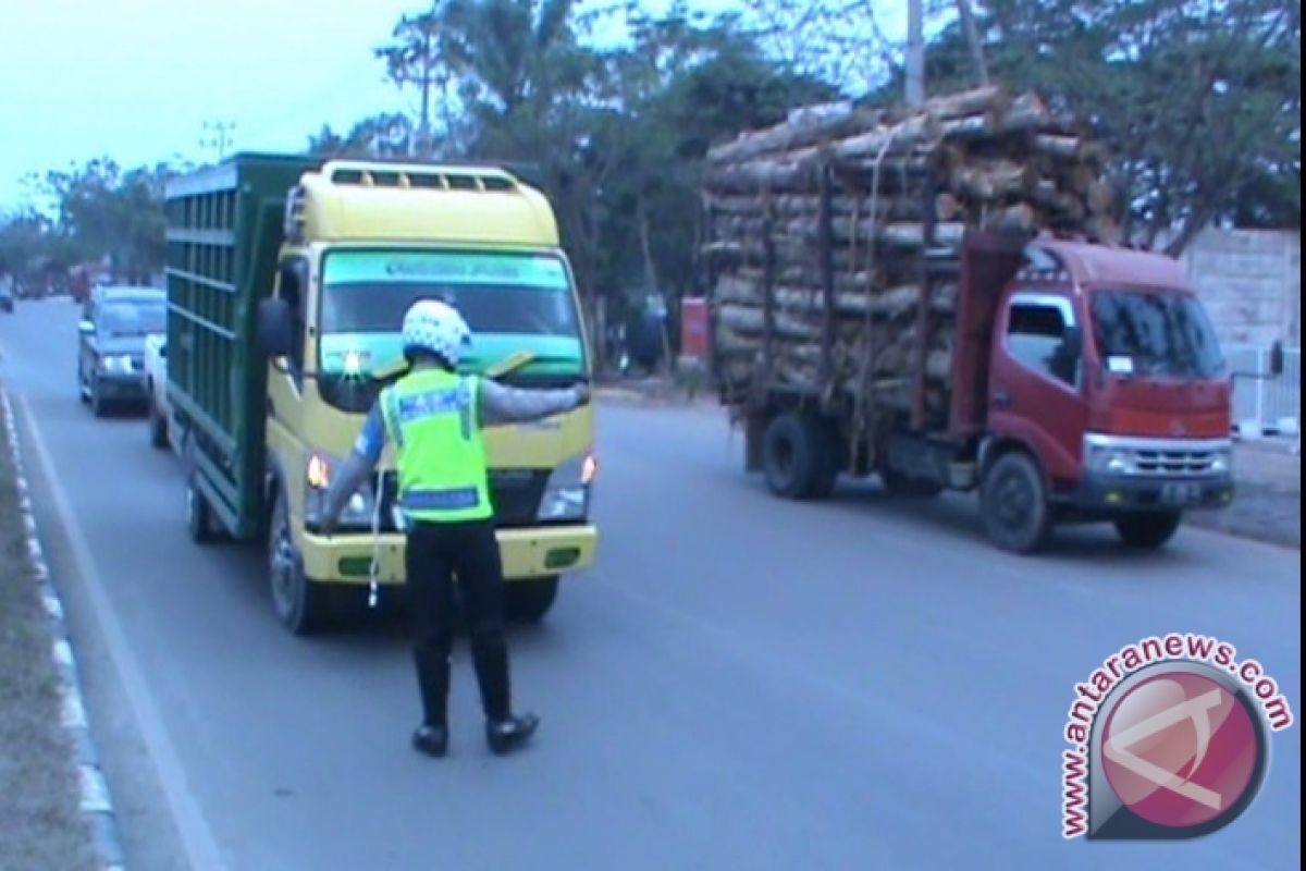 Dishub Sumsel tindak tegas angkutan berat melanggar