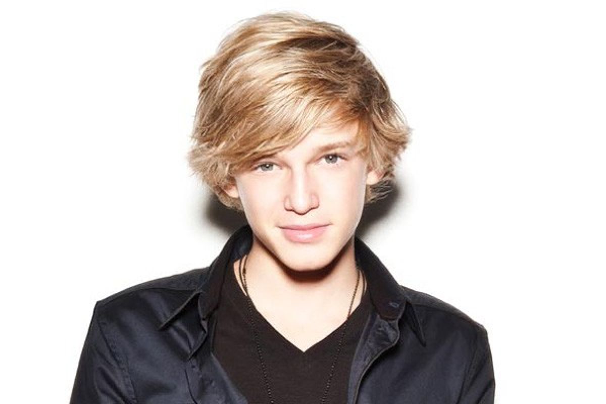 Cody Simpson luapkan patah hatinya di SoundsFair