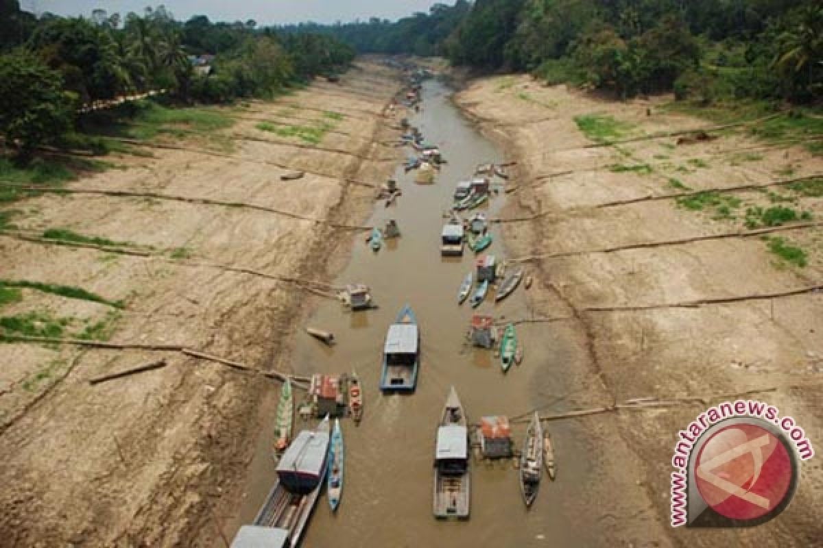 PDAM Harus Keruk Dasar Sungai