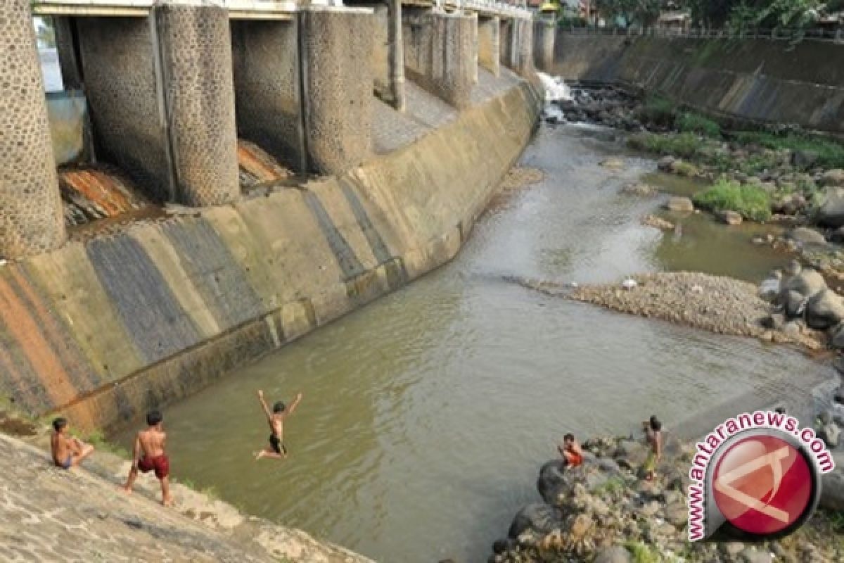 Pembebasan Lahan Bendungan Pipitak Jaya Sekaligus