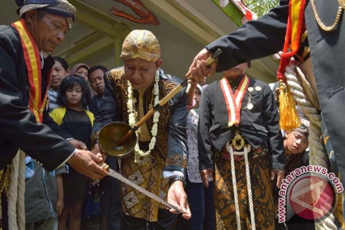 Museum Radya Pustaka gelar jamasan pusaka