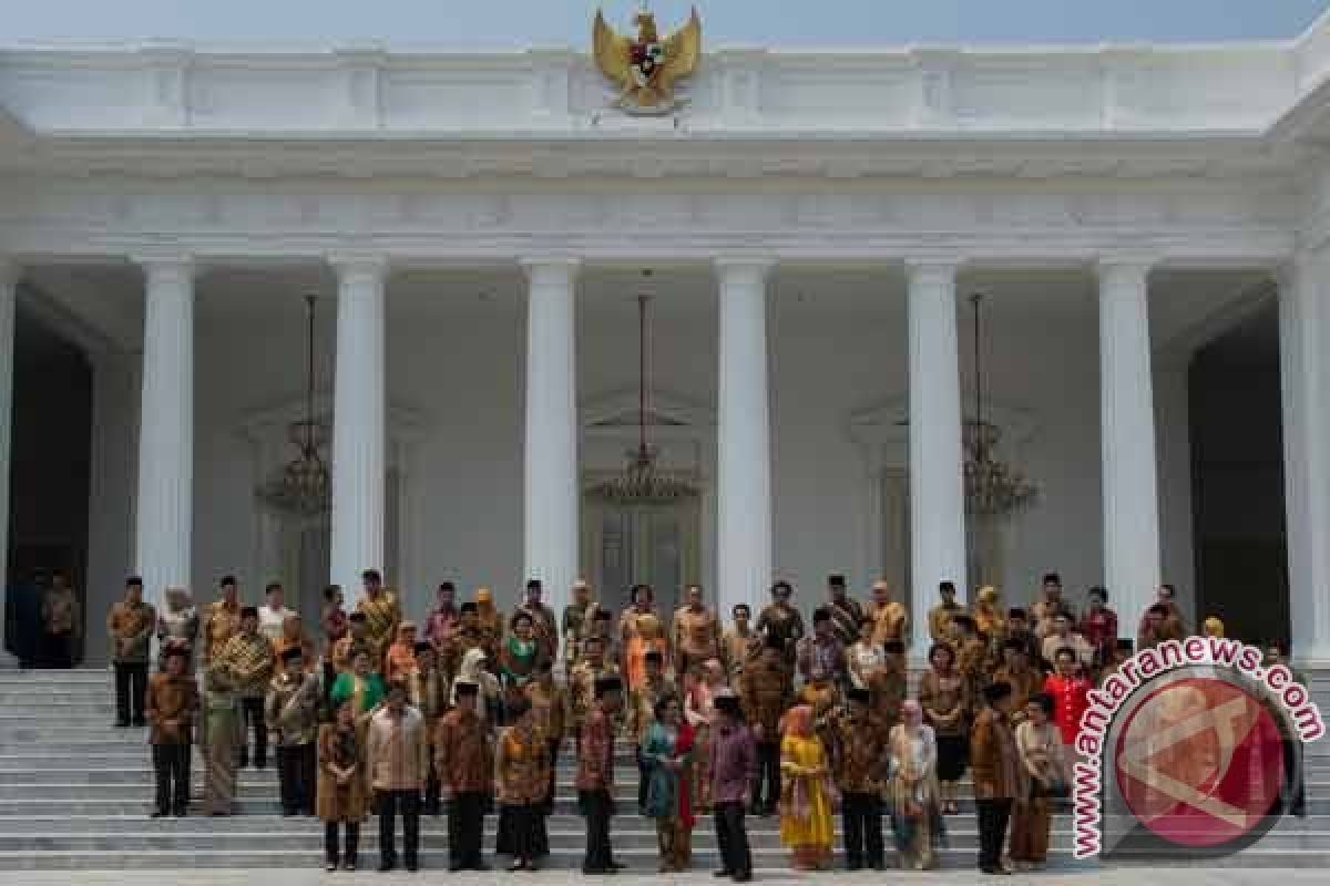 Prabowo Subianto lauds Jokowi-JK cabinet lineup