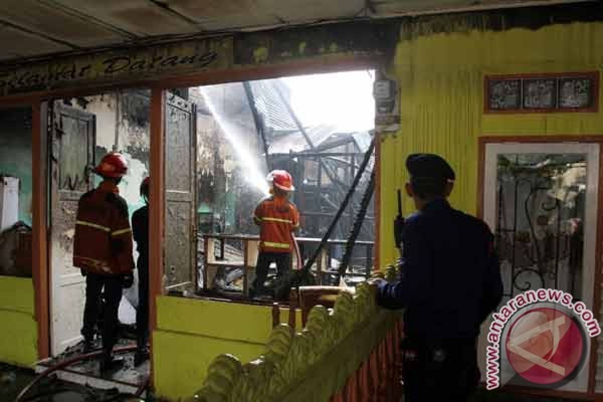 Tujuh rumah di Jambi habis terbakar