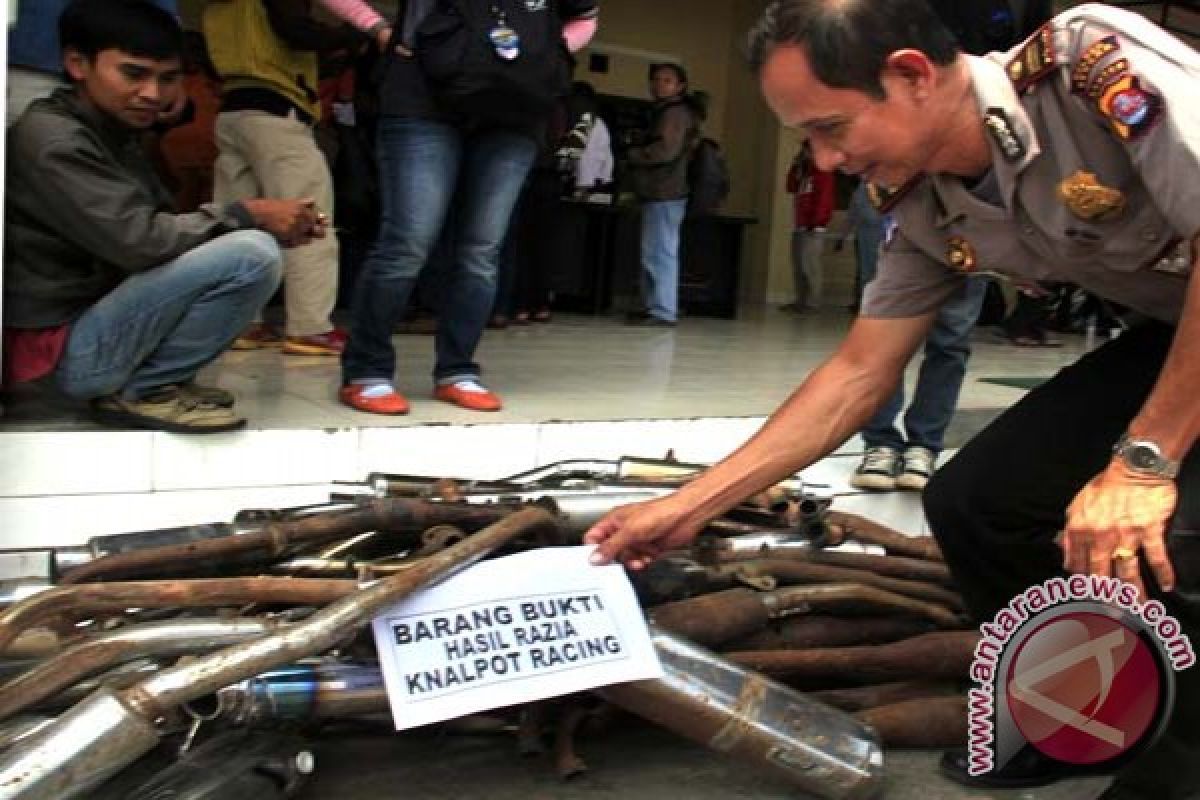 Polisi Kupang larang knalpot "racing"