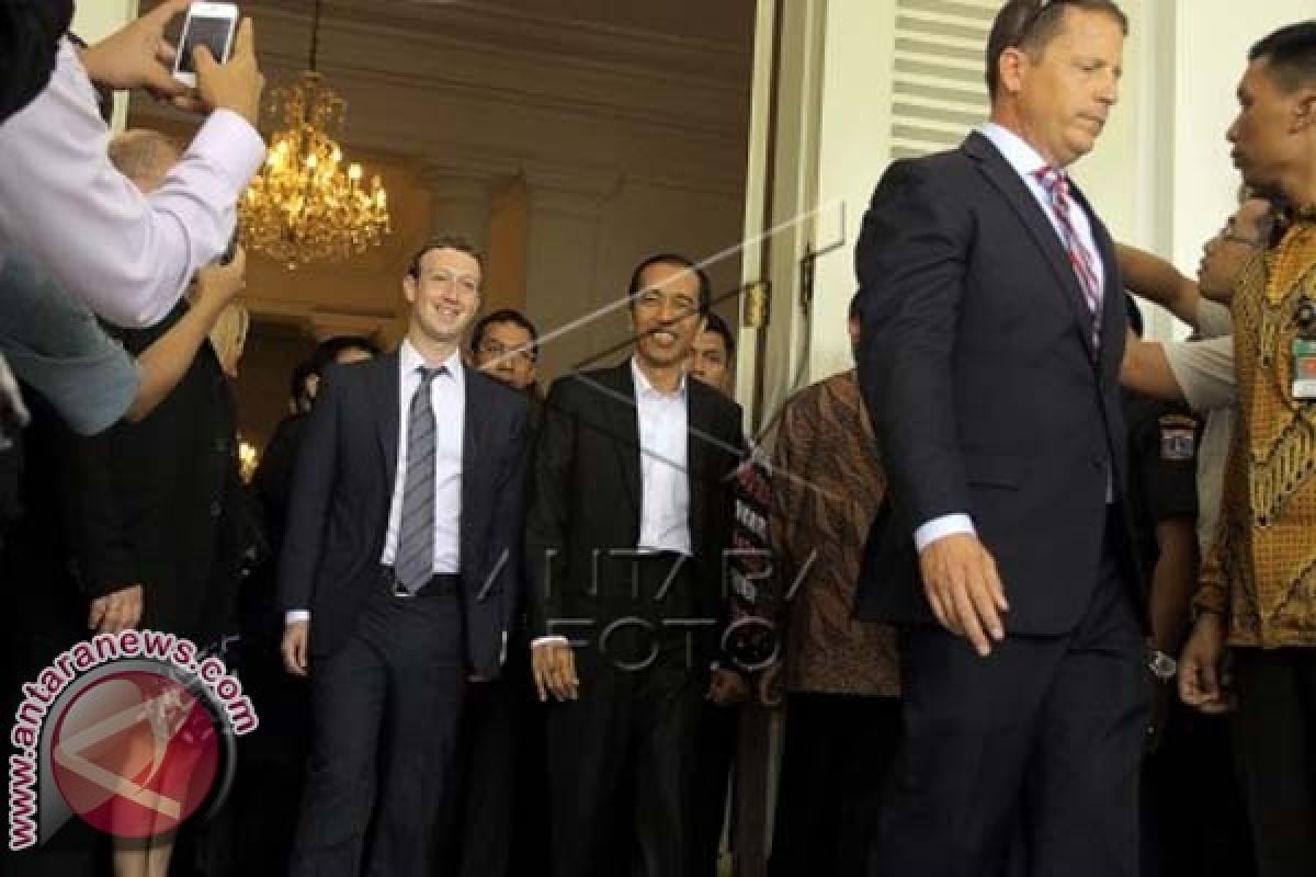 Jokowi Bicara Jejaring Sosial dengan Mark Zuckerberg