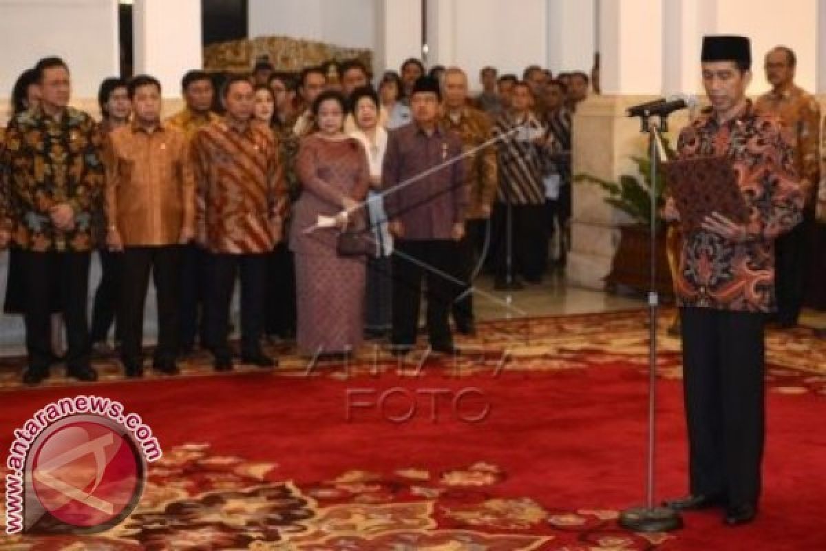  Presiden Lantik Anggota Kabinet Kerja