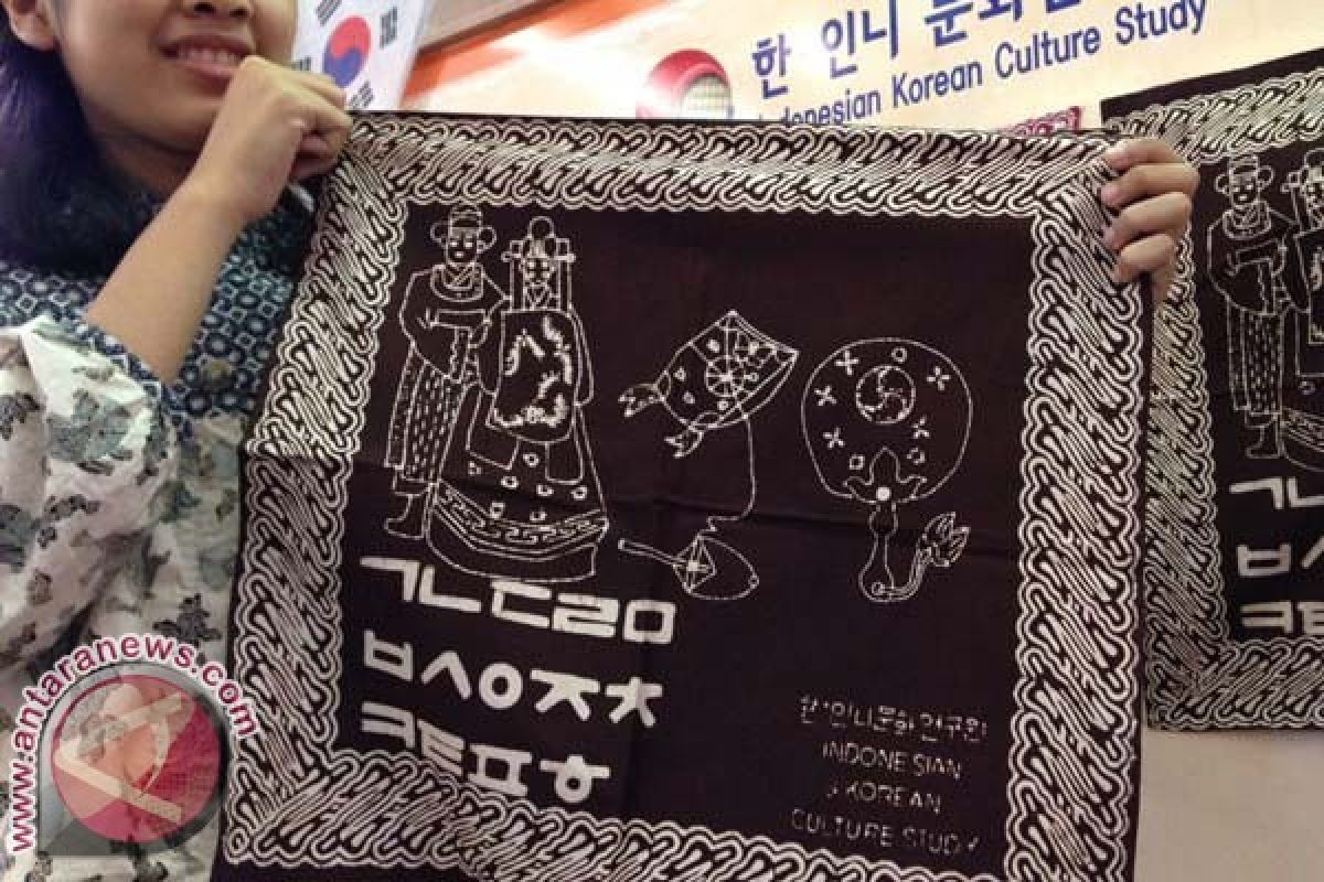  Batik Motif Korea di Korea-Indonesia Festival 2014