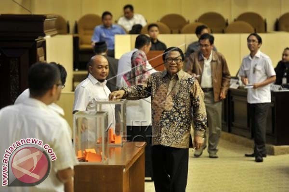 Koalisi Indonesia Hebat Dukung Oesman Sapta jadi Ketua MPR