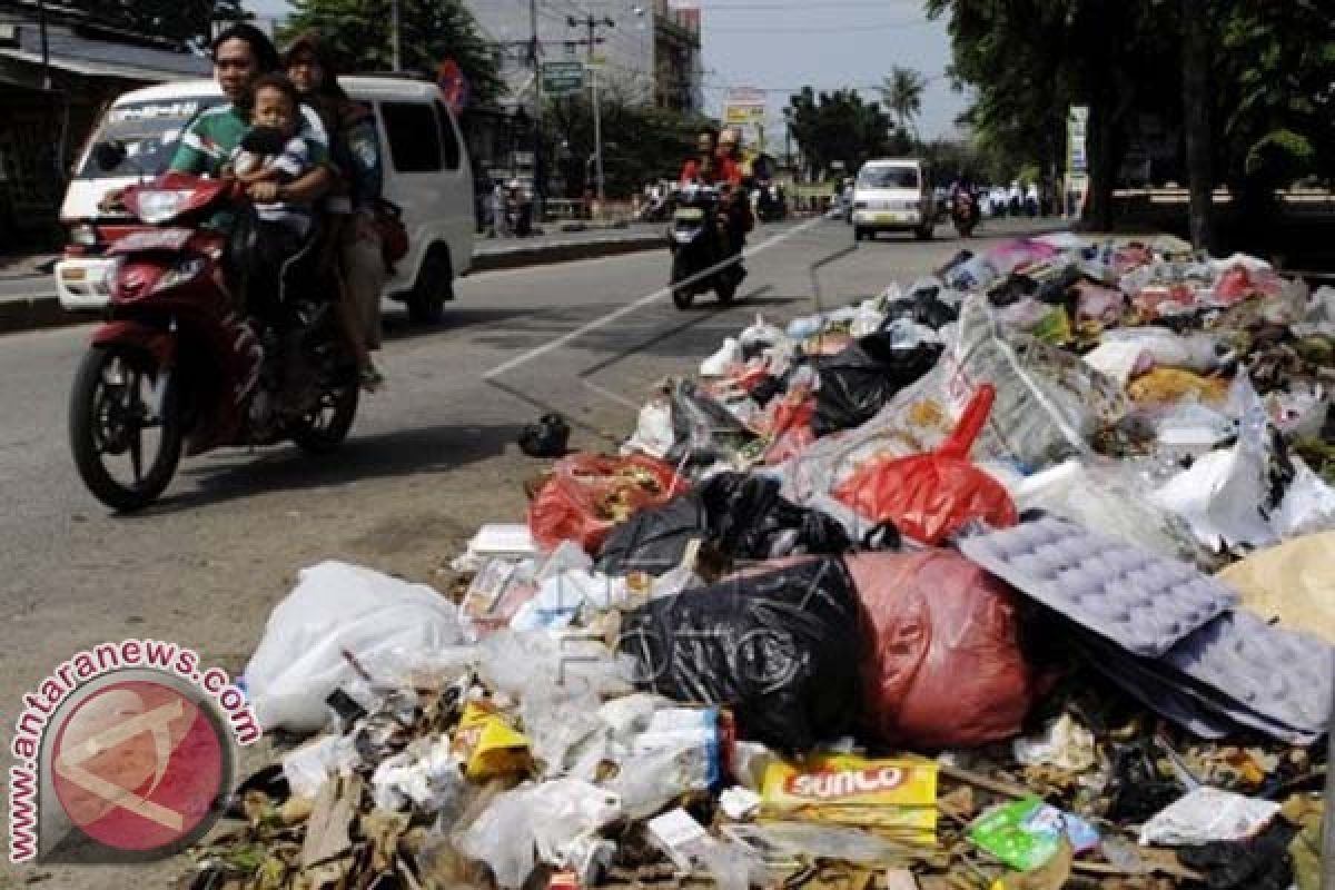 DLH Optimistis Selesaikan Masalah Sampah Kota Palu