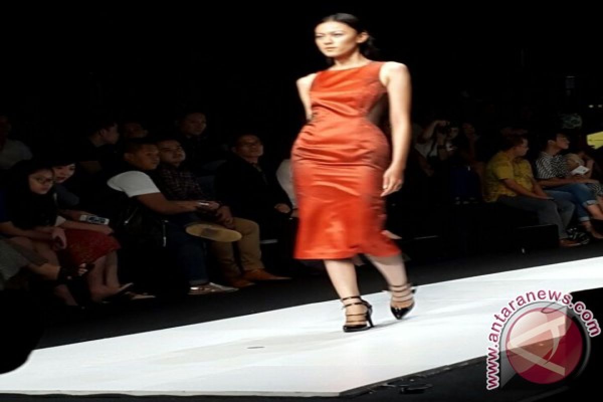 Desainer hadirkan drama Korea di pagelaran JFW 2015