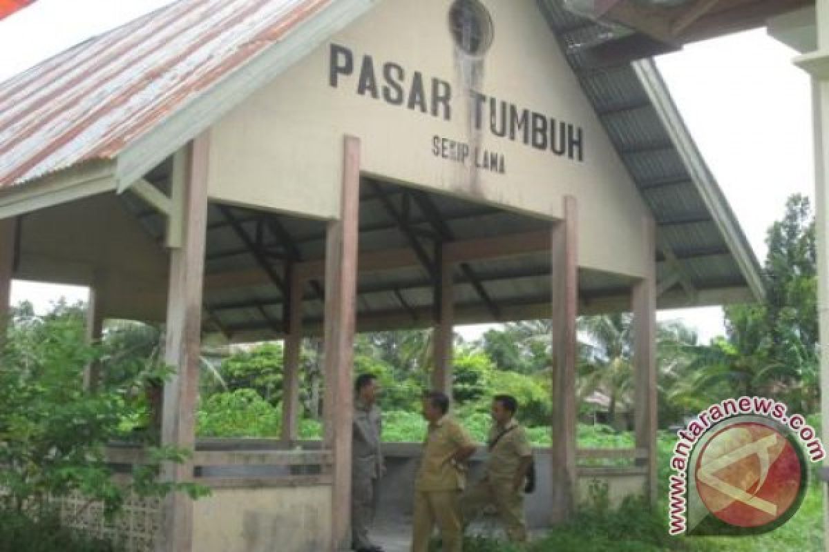 Pemkot Singkawang Kembali Fungsikan Pasar Tumbuh