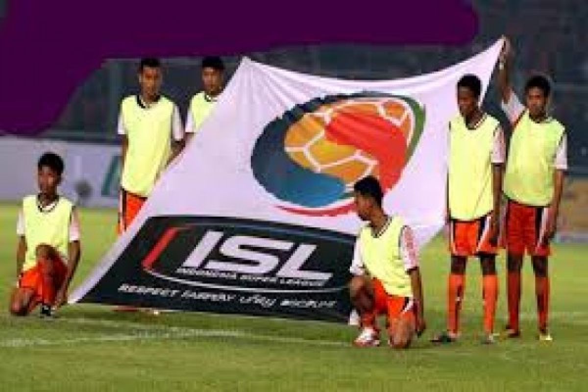 Menpora Pantau Langsung Final ISL 