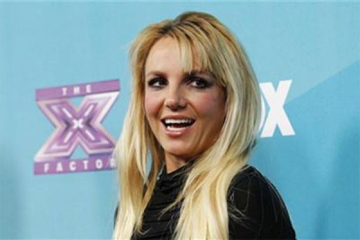 Britney Spears sebut Charlie Ebersol istimewa