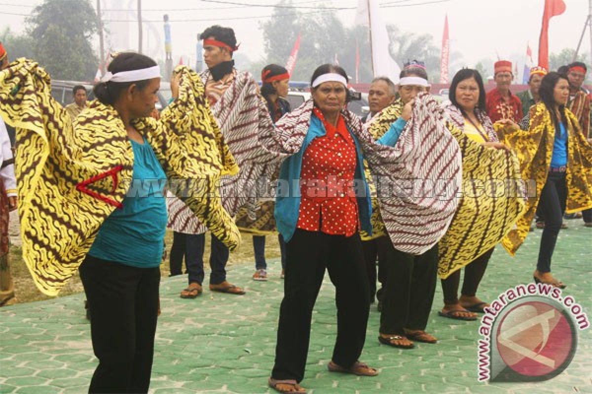 Upacara Mamapas Lewu Dikemas Jadi Agenda Pariwisata