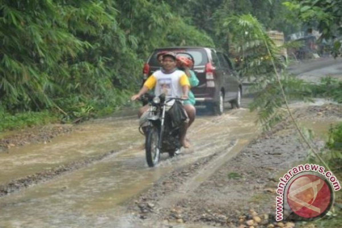  Jalan Antar-Wilayah Harus Diprioritaskan 