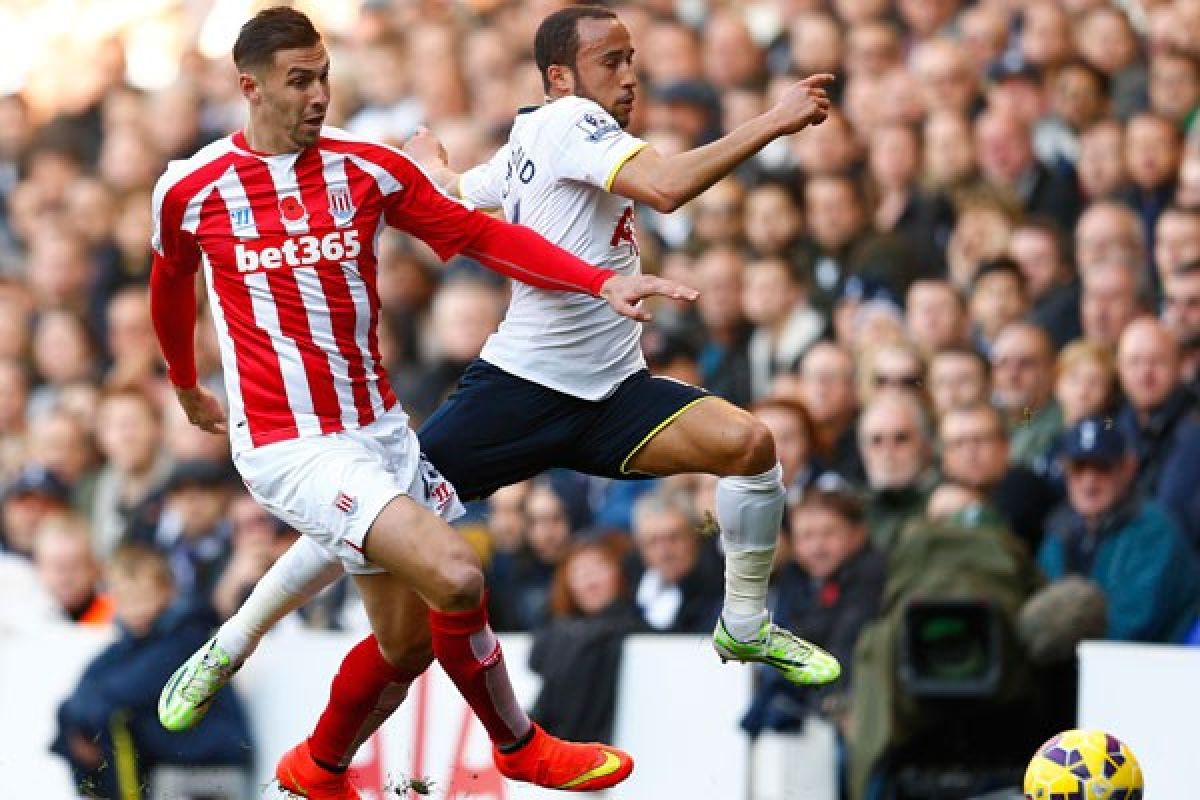 Andros Townsend akan bermain untuk Newcastle