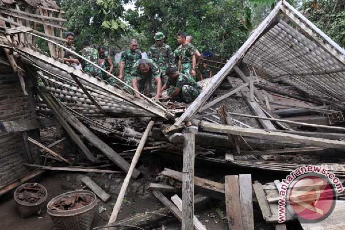 Puting beliung rusak 395 rumah di Magelang