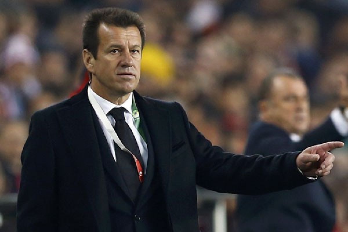 Dunga akan latih Brazil di Olimpiade Rio