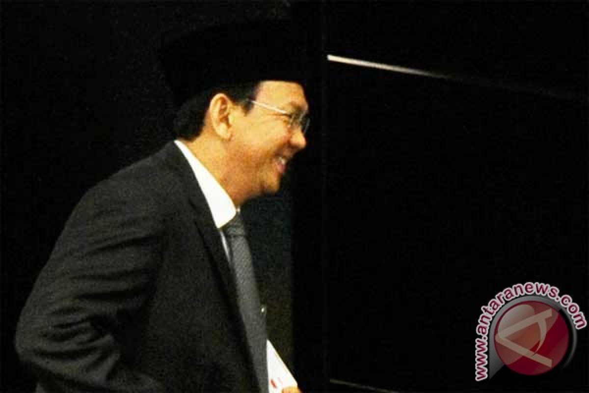 Ahok Resmi Diumumkan DPRD Jadi Gubernur DKI Jakarta