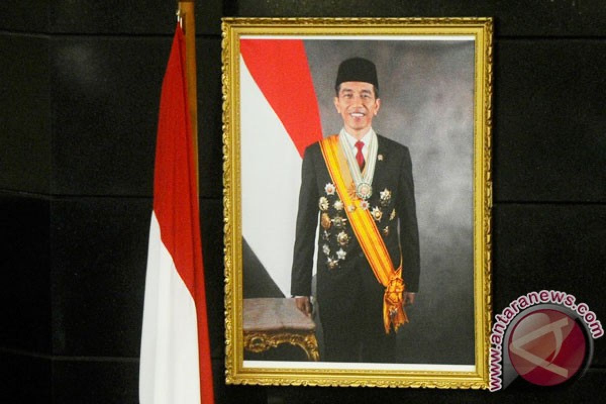 Menko: keputusan terkait harga BBM tunggu Presiden Jokowi