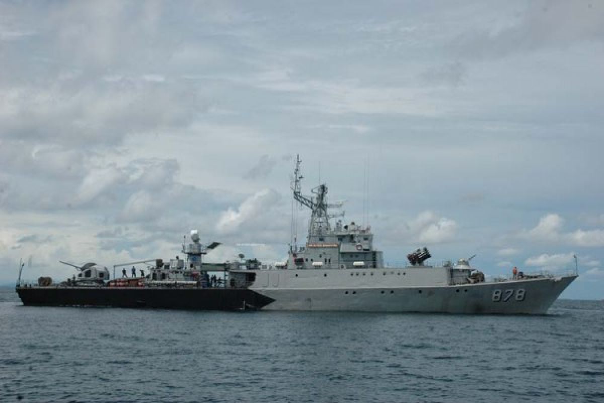 Two foreign fishing vessels detained on charge of illegal operation