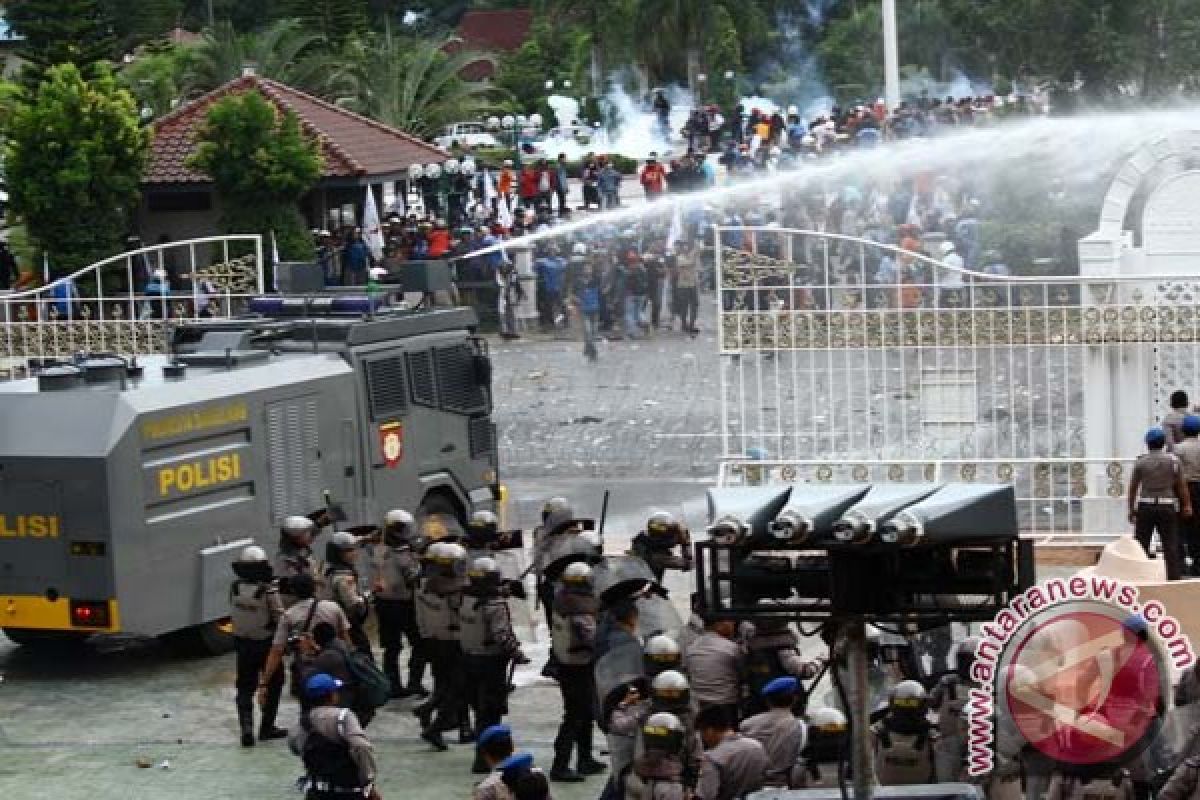 Unjuk rasa buruh Batam tolak PP Pengupahan