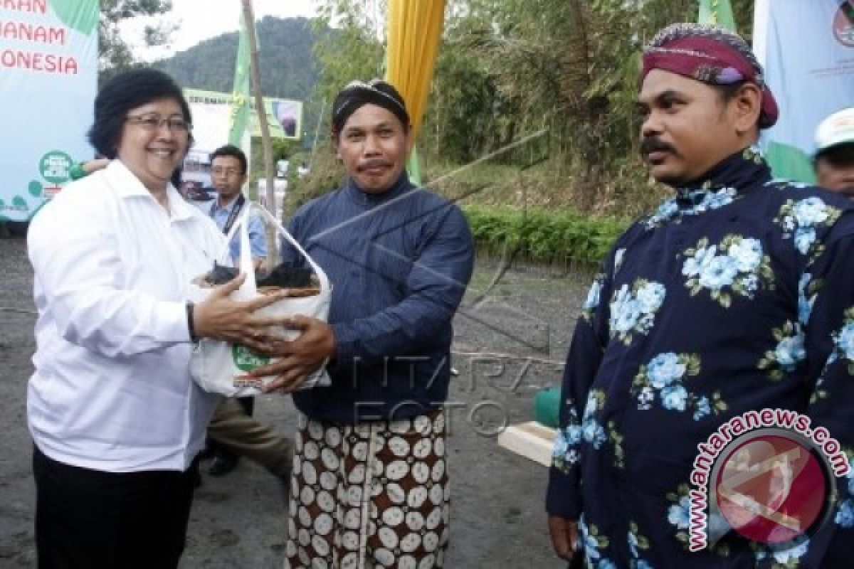 Siti Nurbaya janjikan Kementerian LHK 