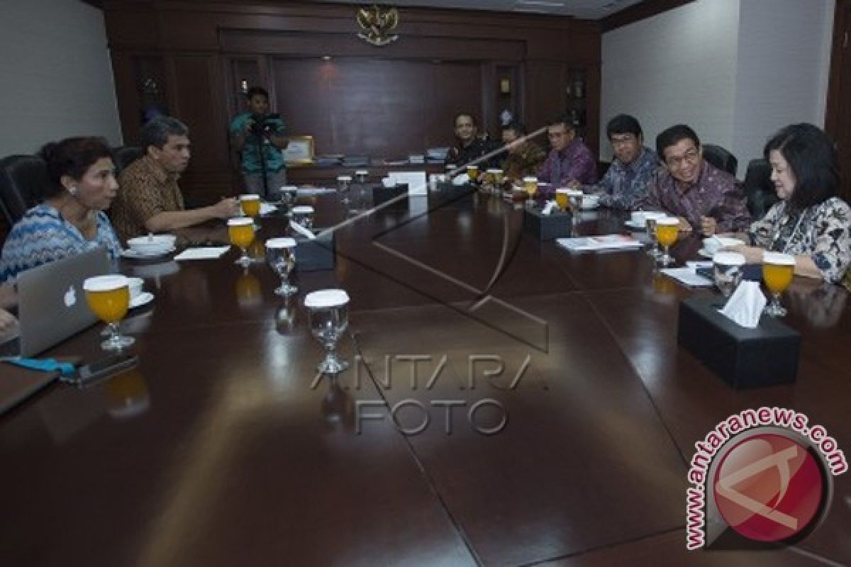 Menteri Perikanan Permudah Akses Keuangan Nelayan