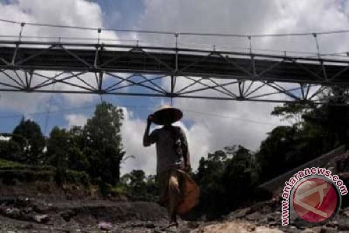 Warga terima ganti rugi lahan Jembatan Sambiroto 