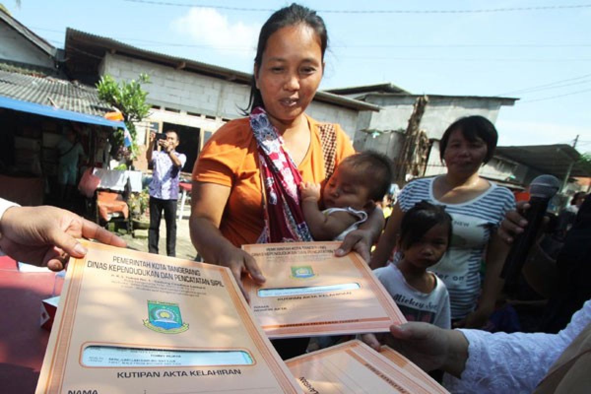 IKI bantu sosialiasi akta lahir gratis di Kabupaten Tangerang