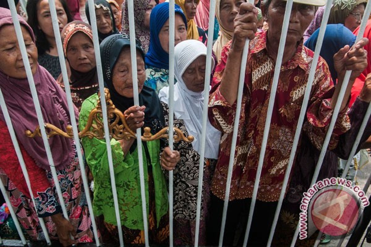 Kemensos santuni keluarga korban meninggal penerima KPS