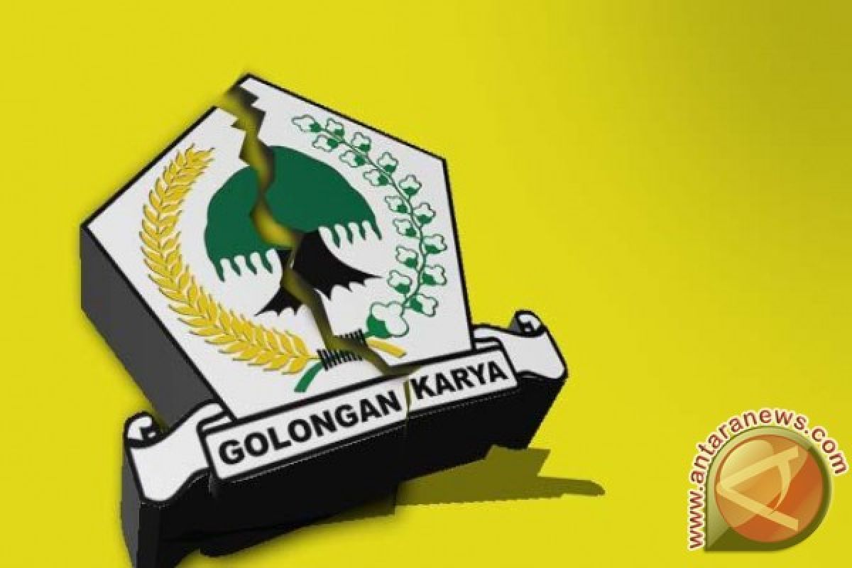 Agung-Led Golkar Wants To Dissolve Red-White Coalition