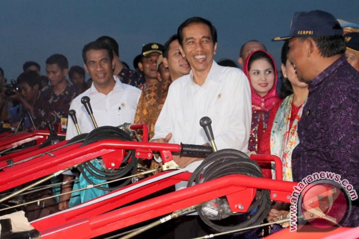 Presiden Jokowi sambangi petani Lampung dan nelayan Bengkulu