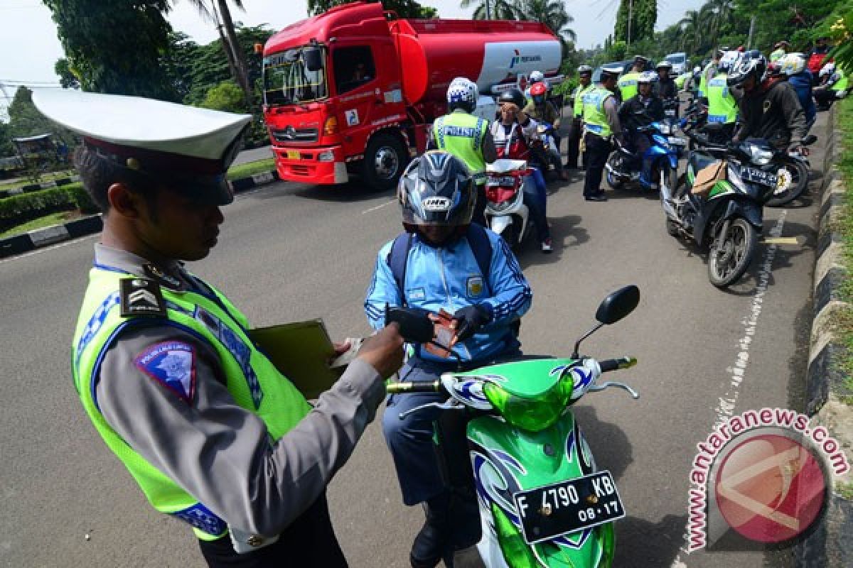 Dua hari Operasi Zebra 45 motor ditilang