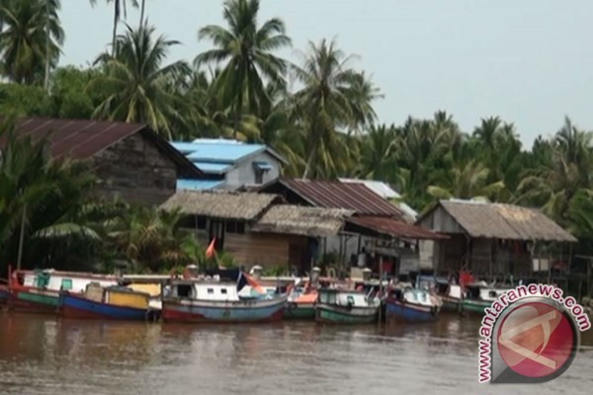 Nelayan Mempawah Keluhkan Harga Solar Tak Sebanding Tangkapan