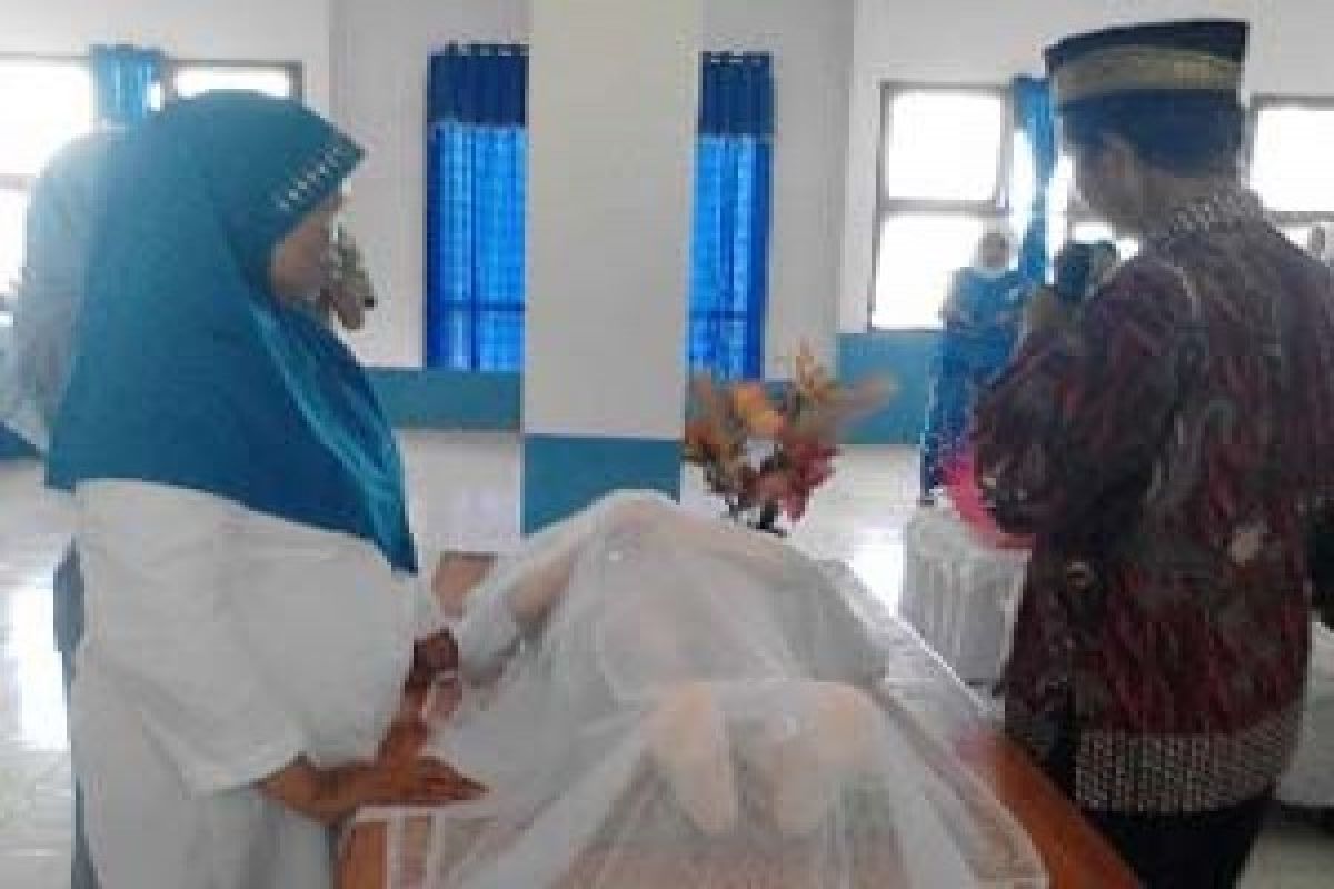 100 Ibu PKK Di Bombana Dilatih Mandikan Jenazah