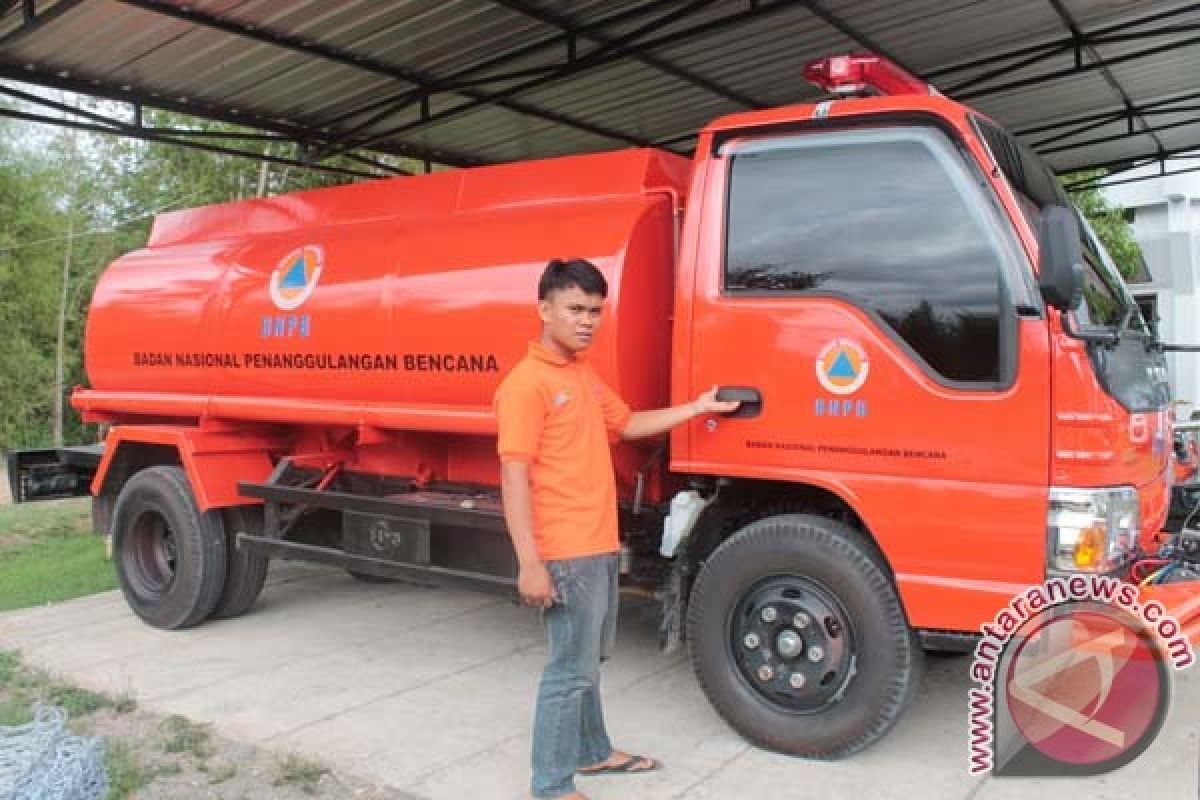 BPBD Enrekang Terima Mobil Peralatan Penanggulangan Bencana 