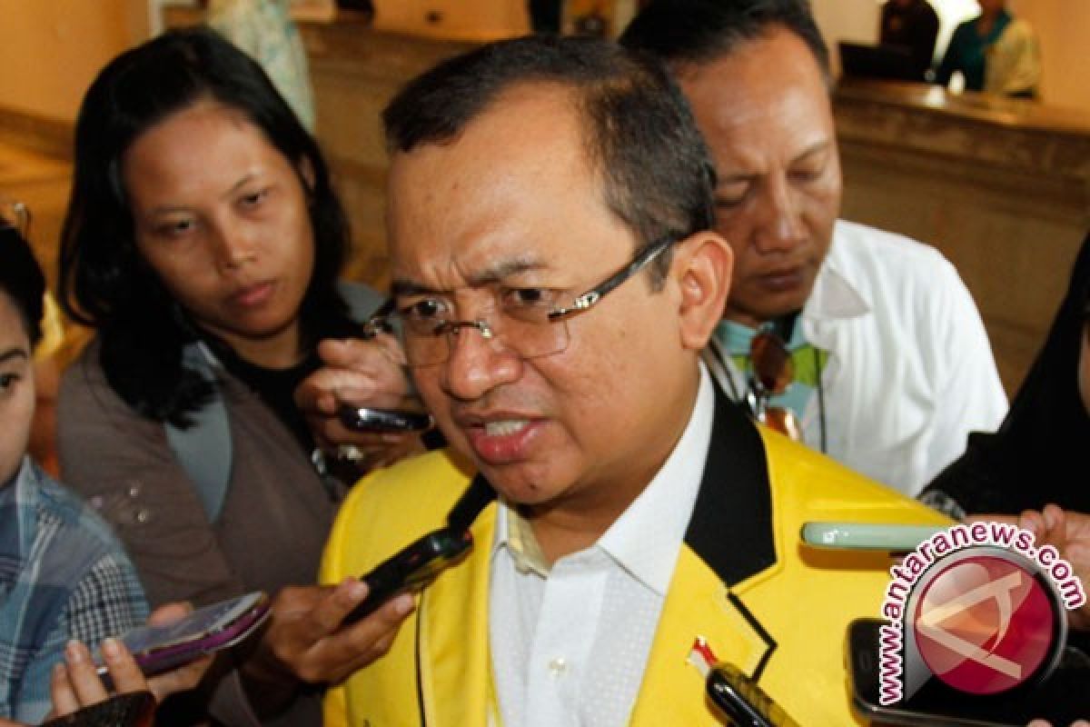 Priyo enggan tanggapi kabar mundur dari Golkar