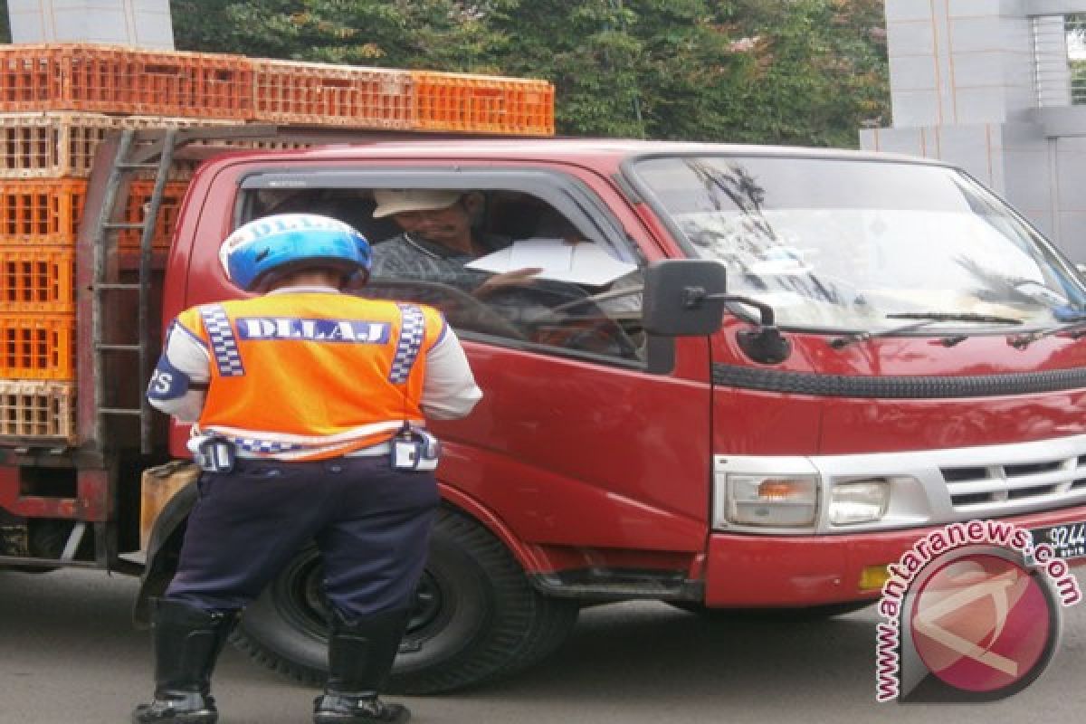 Polres-DLLAJ Kabupaten Bogor gelar operasi bersama