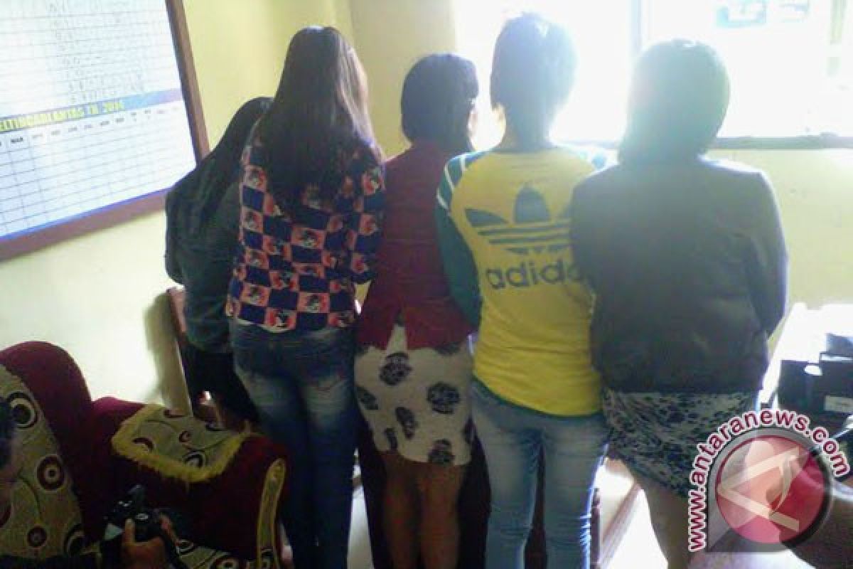 Polisi jaring lima wanita malam di Mukomuko