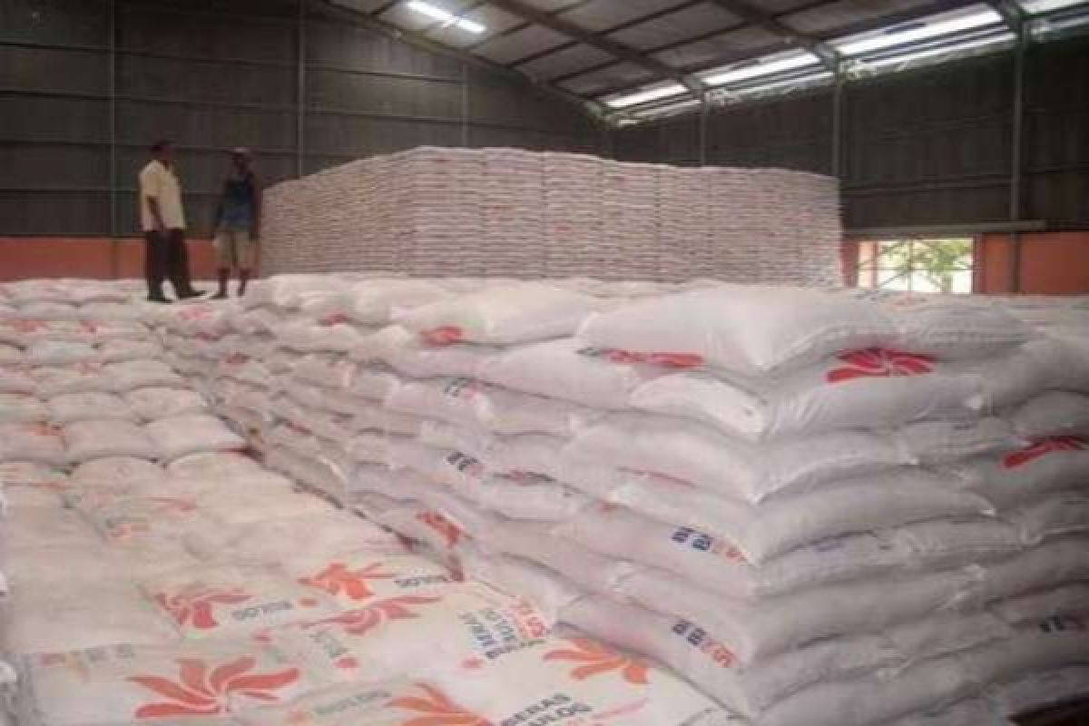 Bulog Papua minta distributor beras ASN bangun gudang transit