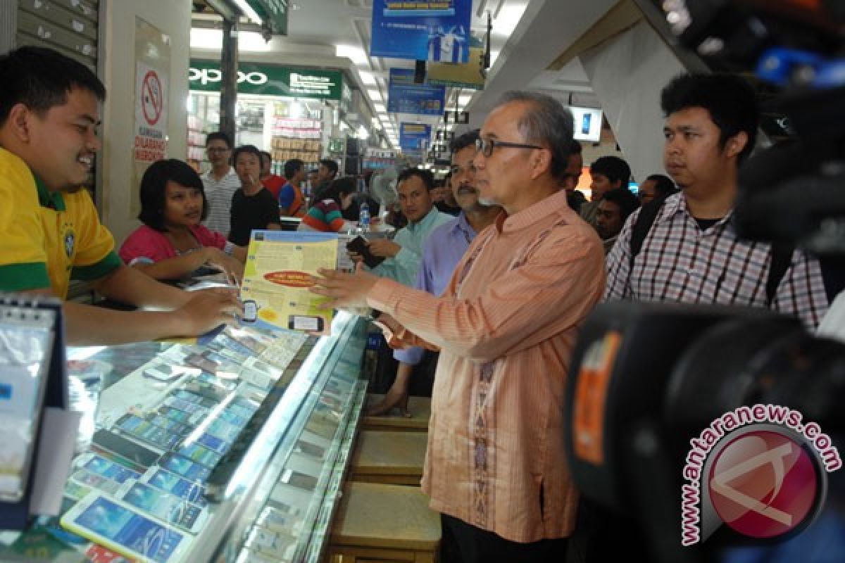 Penjualan "smart phone" meningkat jelang Lebaran