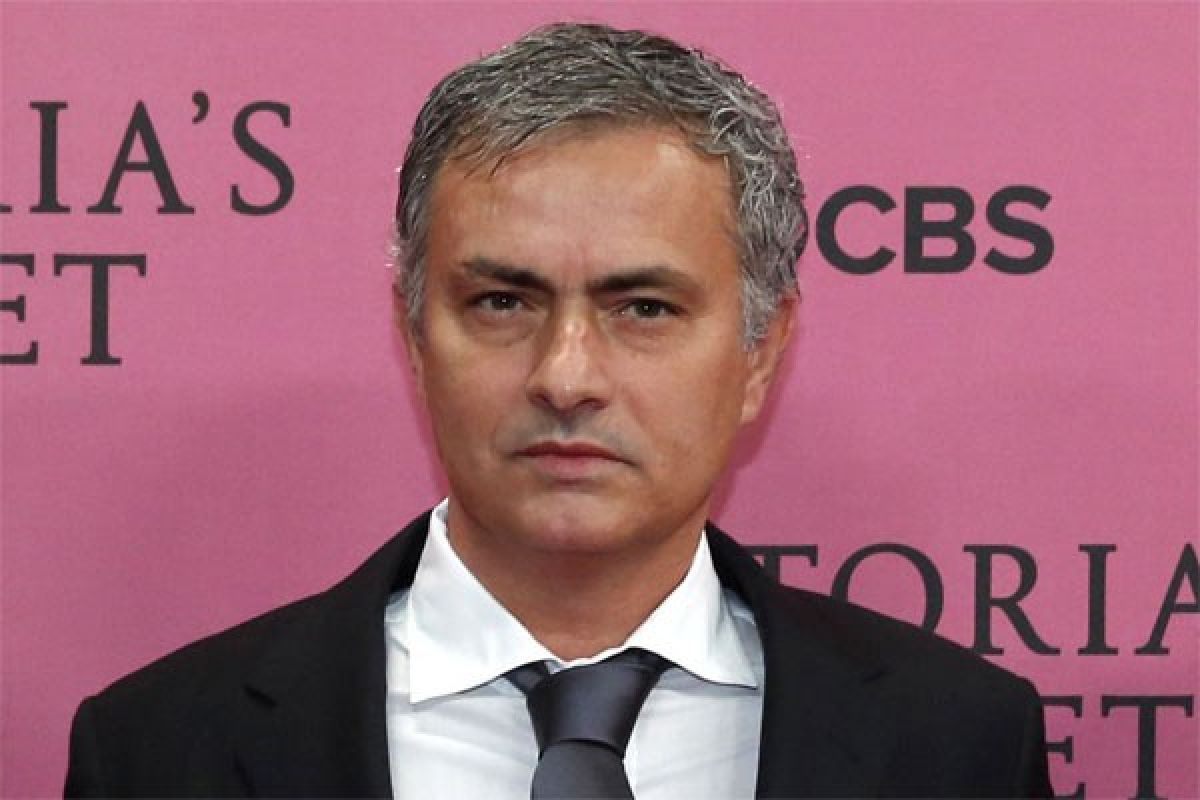 Mourinho tidak akan pensiun di Manchester United